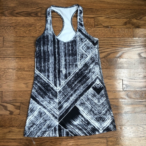 Lululemon Cool Racerback in Heatwave - Picture 3 of 3
